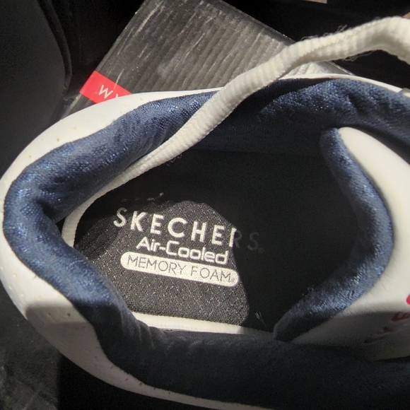 Sketchers LA, - Picture 6 of 6